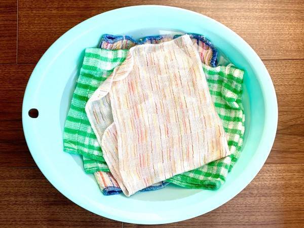 簡単なお手入れで食中毒対策！　キッチンふきんを１分で除菌する方法