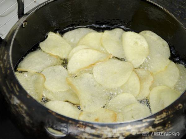 カルビーが教える『ポテトチップス』の作り方　自宅用のオリジナルレシピがありがたい！