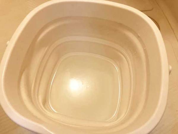 オキシクリーン、棚に眠ってない？　服以外の活用法に「知らなかった！」「これは使える」