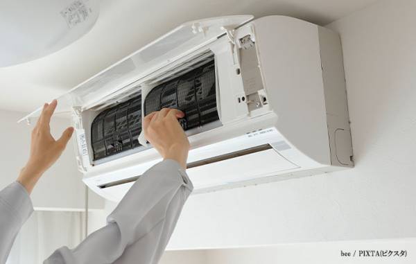 エアコン内部はどこまで掃除できる？　お手入れ方法に「そうだったんだ」