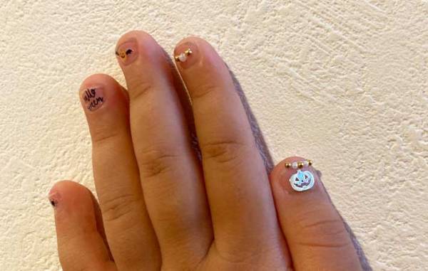 リアルすぎる『牙』！？　子供が使ったグッズに「まるで本物」「クオリティすご…」