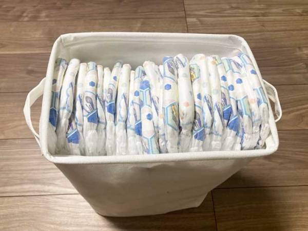 ３３０円で解決！　記名済みオムツの収納テクに「目からウロコ」「早く買えばよかった」
