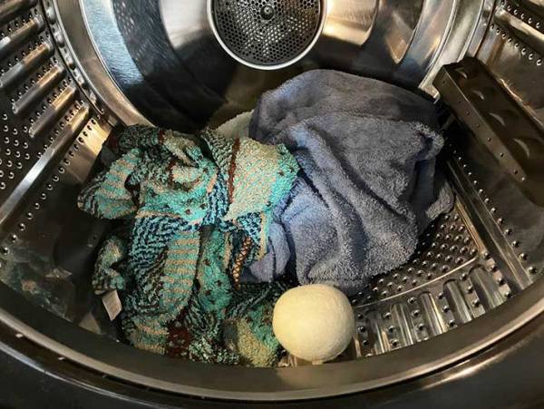 何このボール？　ニトリで見つけた『毛玉』の使い道に、感動が止まらない！