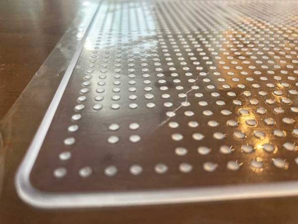 使い捨てラップにはもうサヨナラ…！　ダイソーのシリコーン伸びラップでエコしよう