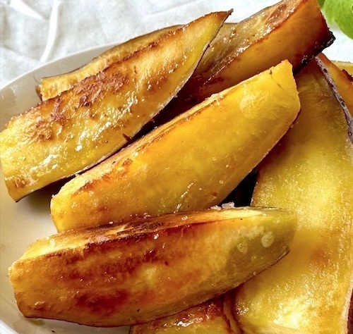 簡単に作れて格別にうまい！　フライパンで作る「塩バターさつまいも」のレシピ