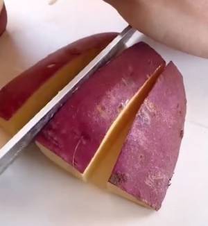 簡単に作れて格別にうまい！　フライパンで作る「塩バターさつまいも」のレシピ