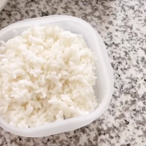 レンチンした『冷凍ご飯』がベチャベチャにならない方法　「よさそう」「めっちゃいい」