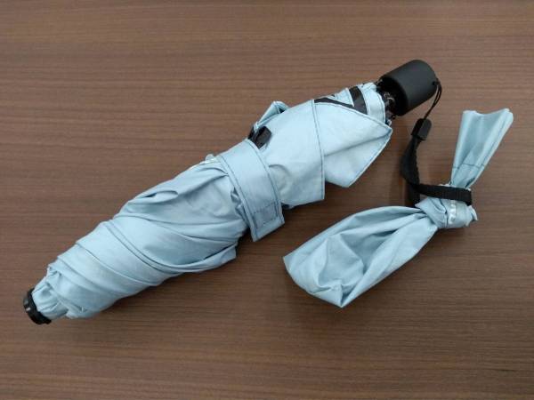 意外と知らない日傘の寿命　吹きかけるだけで復活する○○とは？