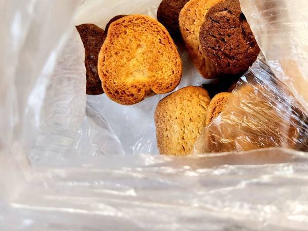 ８０歳越えの伯父から『手作りクッキー』　意を決して食べると…「えっ？」