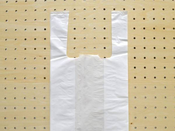 もしもの時に備えて覚えておきたい！　ビニール袋を使った簡易おむつの作り方に「これは役立つ」