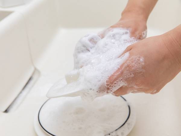 台所用スポンジをもっと長持ちさせたい！　今すぐできる日々のちょっとした工夫とは