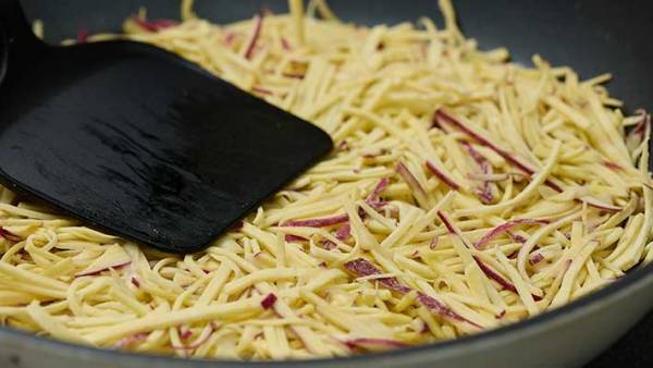 「あっという間に完食しちゃう」　サツマイモを大量消費したい時に『最強のレシピ』とは？