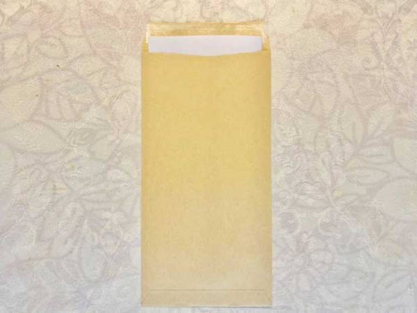 三つ折りにしたのに封筒に入らない…　ピッタリになる『折り方』に感動