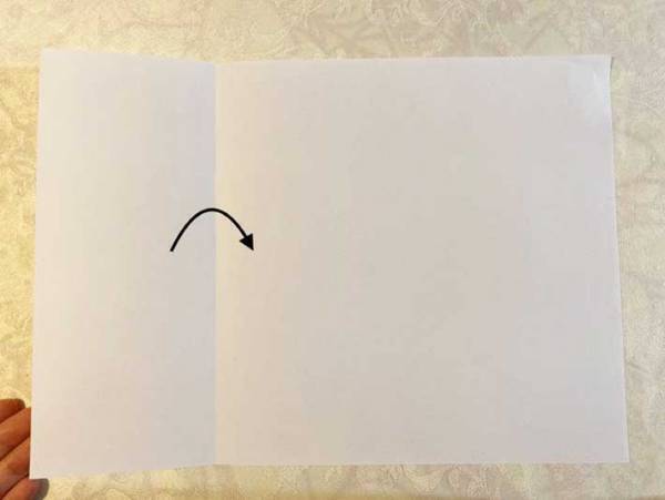 三つ折りにしたのに封筒に入らない…　ピッタリになる『折り方』に感動