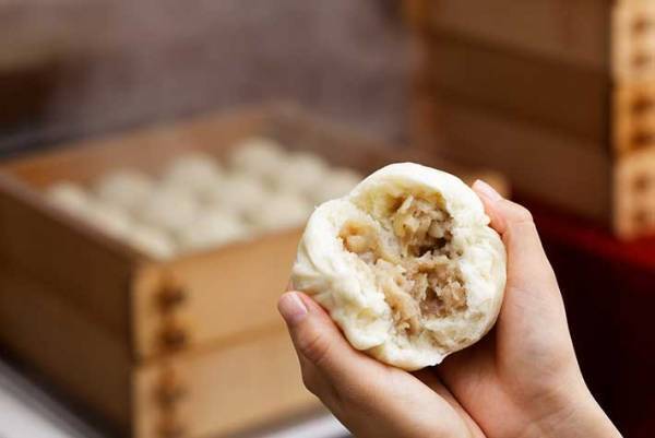 『５５１蓬莱』に聞いた！　あの『豚まん』をおいしく温め直すコツに「その手があったか」