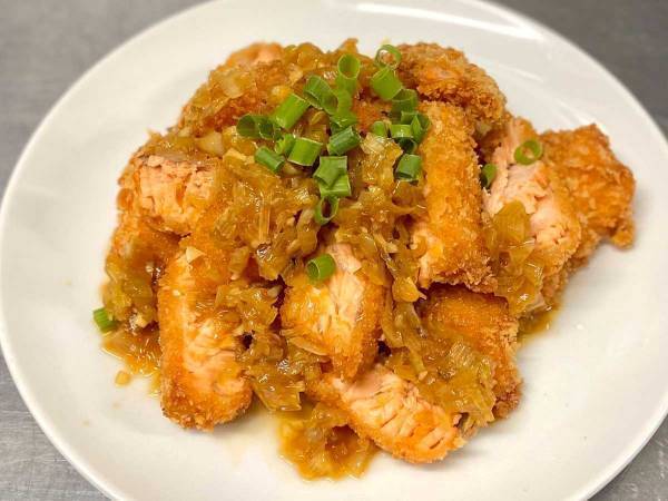 揚げ物に合う『和風旨ネギだれ』　現役シェフが教える簡単レシピが真似したくなる！