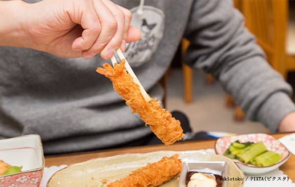 エビの尻尾が好きだった父親　大人になって気付いた『事実』に「涙が止まらん」「ええ話」