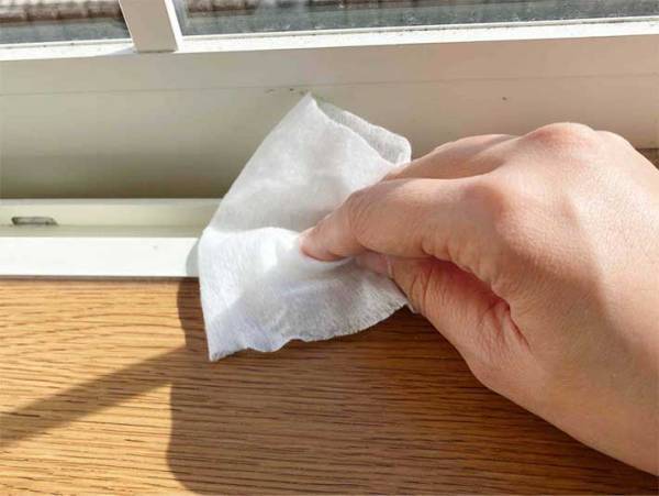 除菌シートのフタが開いてた…　干からびたシートの思わぬ使い道に「もうガッカリしない」
