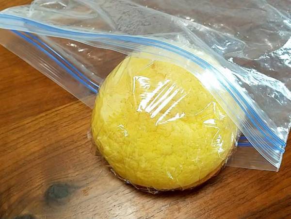 冷凍できるって、知ってた…？　買いすぎた菓子パンの保存方法が、簡単で超助かる！