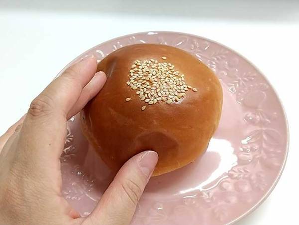 冷凍できるって、知ってた…？　買いすぎた菓子パンの保存方法が、簡単で超助かる！