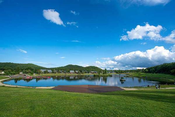 動物好きが殺到する福島のホテル　人気の理由に「癒される…」「もふもふ体験したい」