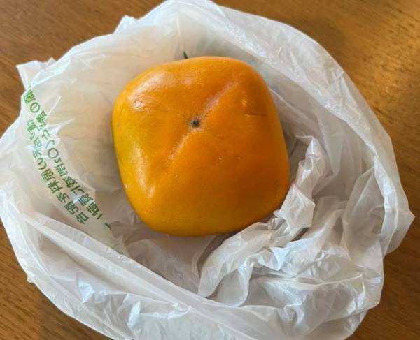 ジュクジュクの柿は捨てないで！　おいしく食べられる『意外な方法』とは