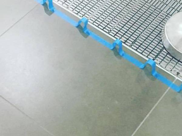 「天才」「これはすごい」　ありそうでなかった『テープの意外な貼り方』に驚き