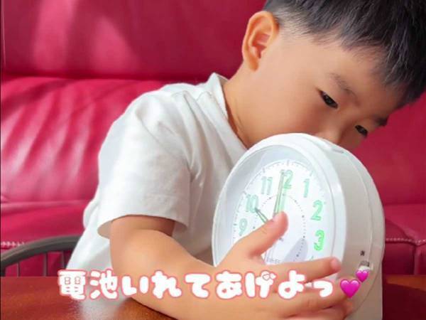 祖母と一緒に時計を観察した男の子　その夜の『ひと言』にハッとする