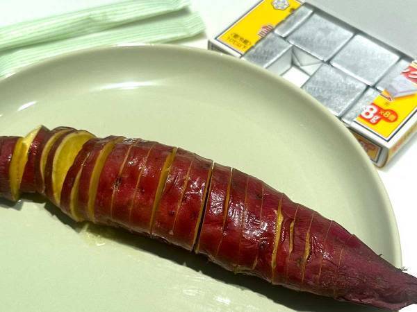 サツマイモでハッセルバックポテト！　全農のレシピに「なんておいしそうなんだ…」