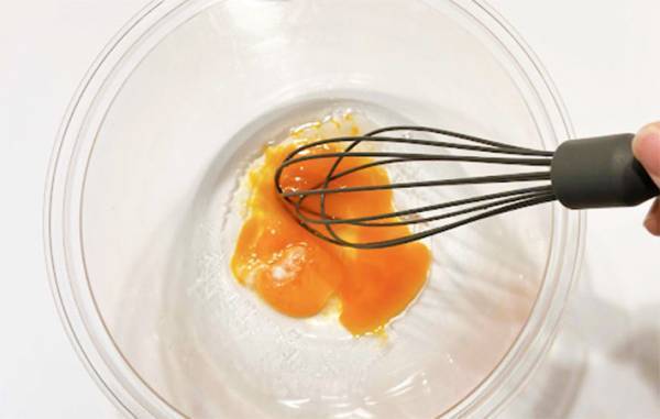 卵とアレでマヨネーズを即席で作る方法に「簡単すぎてビックリ」「切らしても安心」