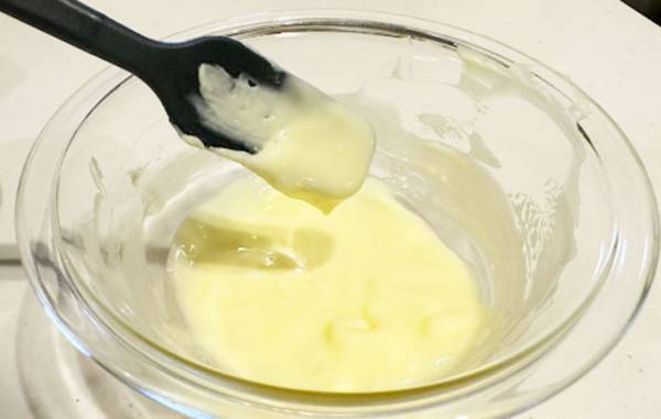 市販のルウを使わずにホワイトシチューを作る方法に「え…おいしすぎ」「とろみが！」