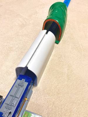 電車のおもちゃに組み込まれていたのは？　「違和感がない」「天才か」