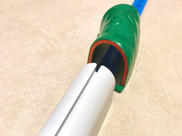 電車のおもちゃに組み込まれていたのは？　「違和感がない」「天才か」