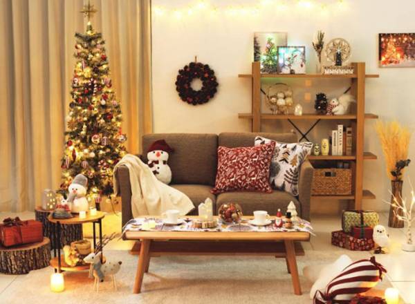 ニトリが販売する『クリスマスツリー』がSNSで話題に！　「天才の発想」「よく思い付くなあ」