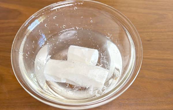 山芋をすりおろすと「手がかゆい…」　防止する裏技に「たった数滴で？」「全く感じない」