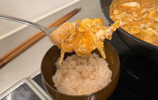 剥いた玉ねぎの皮、どうしてる？　料理に使えるから捨てないで！