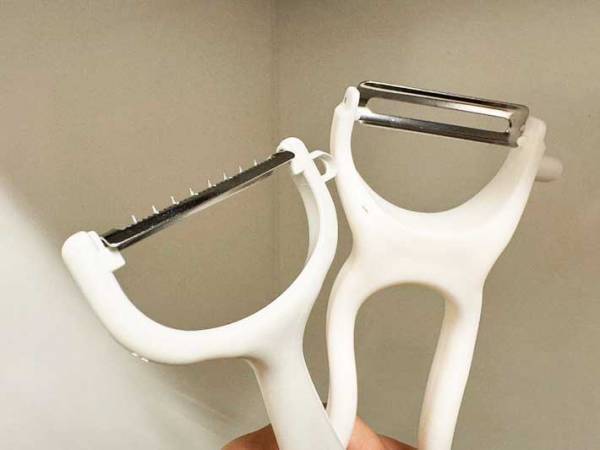 歯ブラシの『じゃない方の使い方』知ってる？　洗いにくい調理器具がピカピカに！