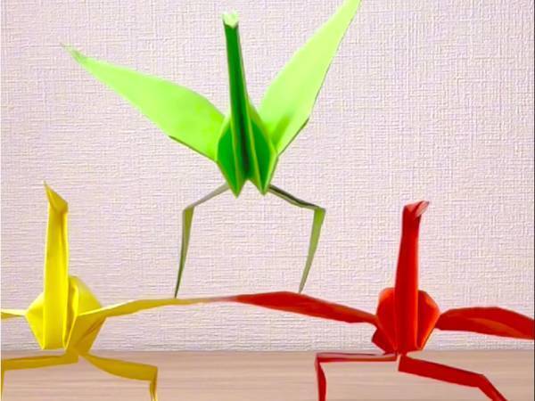 「子供と作りたい」「これはウケる」　思わず笑っちゃう折り鶴がこちら！