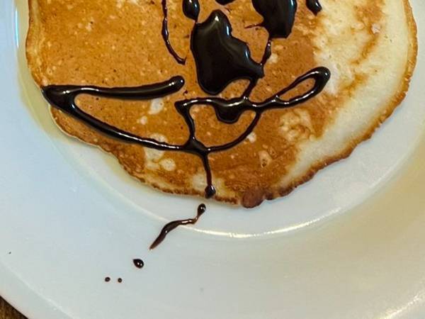 ホットケーキに『藤原道長』の絵を描いた小１息子　完成度に「天才」「熱意が半端ない」