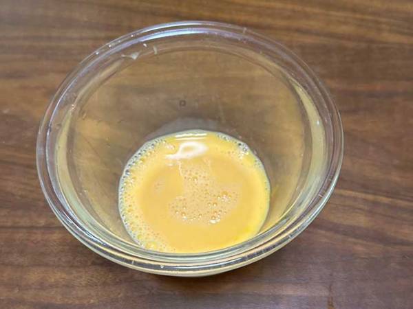 まるで高級ホテルの朝食？　『北海道チーズ蒸しケーキ』で作る！ふわとろフレンチトースト