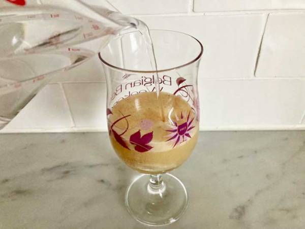 見た目はビールのような話題の発酵ドリンクに「さわやか！」「続けられそう」