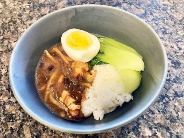 忙しい夜に助かるレトルトごはん　今話題の『ルーローハン』で手軽に台湾気分