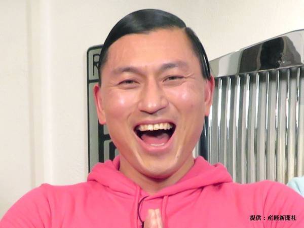 オードリー・春日俊彰、また椅子を破壊　「見事な粉砕っぷりだった！」「才能を感じる」