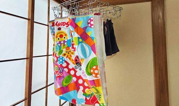 妻の愛が奇跡を呼んだ！　８６歳の発明家が作った洗濯物の生乾きを消すグッズ