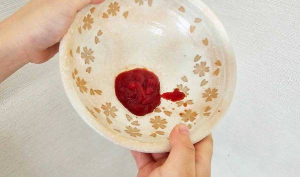 まだ捨てないで！　容器に残ったケチャップは、最後までちゃんと使い切れる