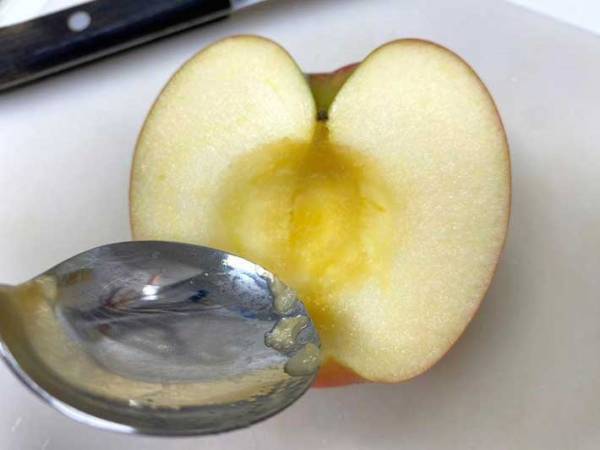 「たった５分？」　全農あおもりおすすめの方法で焼きりんごを作ってみた