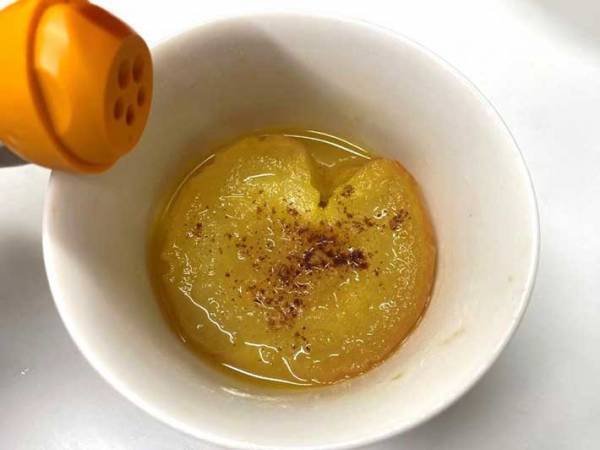 「たった５分？」　全農あおもりおすすめの方法で焼きりんごを作ってみた