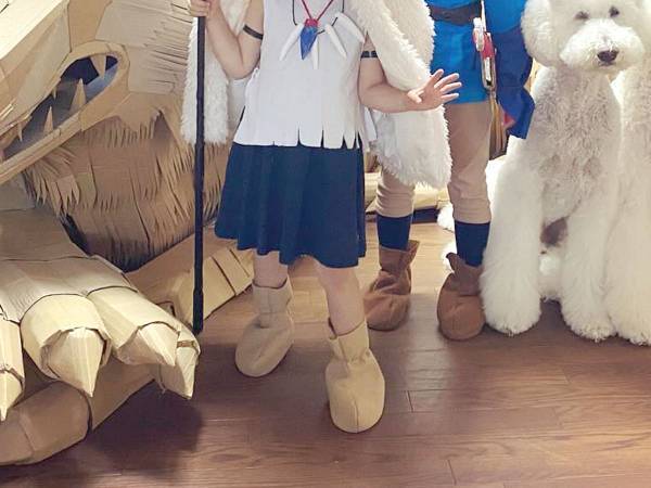 テーマはあの人気のジブリ映画　家族で挑む仮装のクオリティがすごい