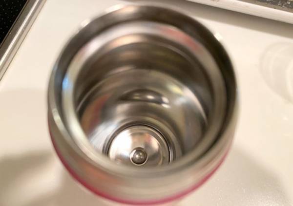 水筒が全然乾かない！　解決するニトリのグッズに「早っ」「水滴が一滴もない」