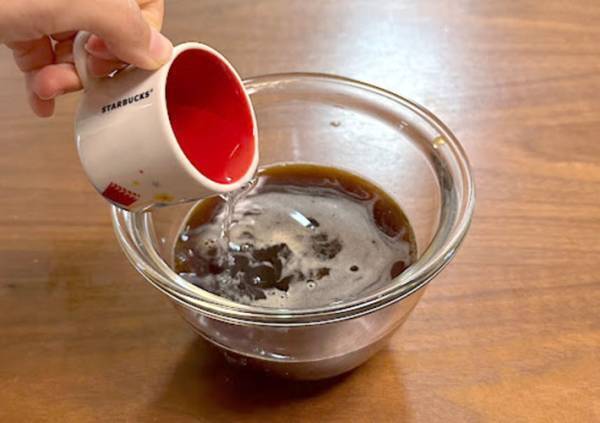 混ぜて冷やすだけ！　スタバのぷるぷるコーヒーゼリーの作り方